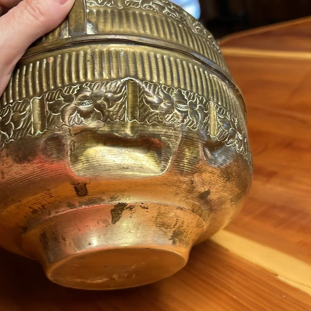 Antique Copper Ornate Hand Hammered Fluted Double Handle Pot Art Vase Vessel